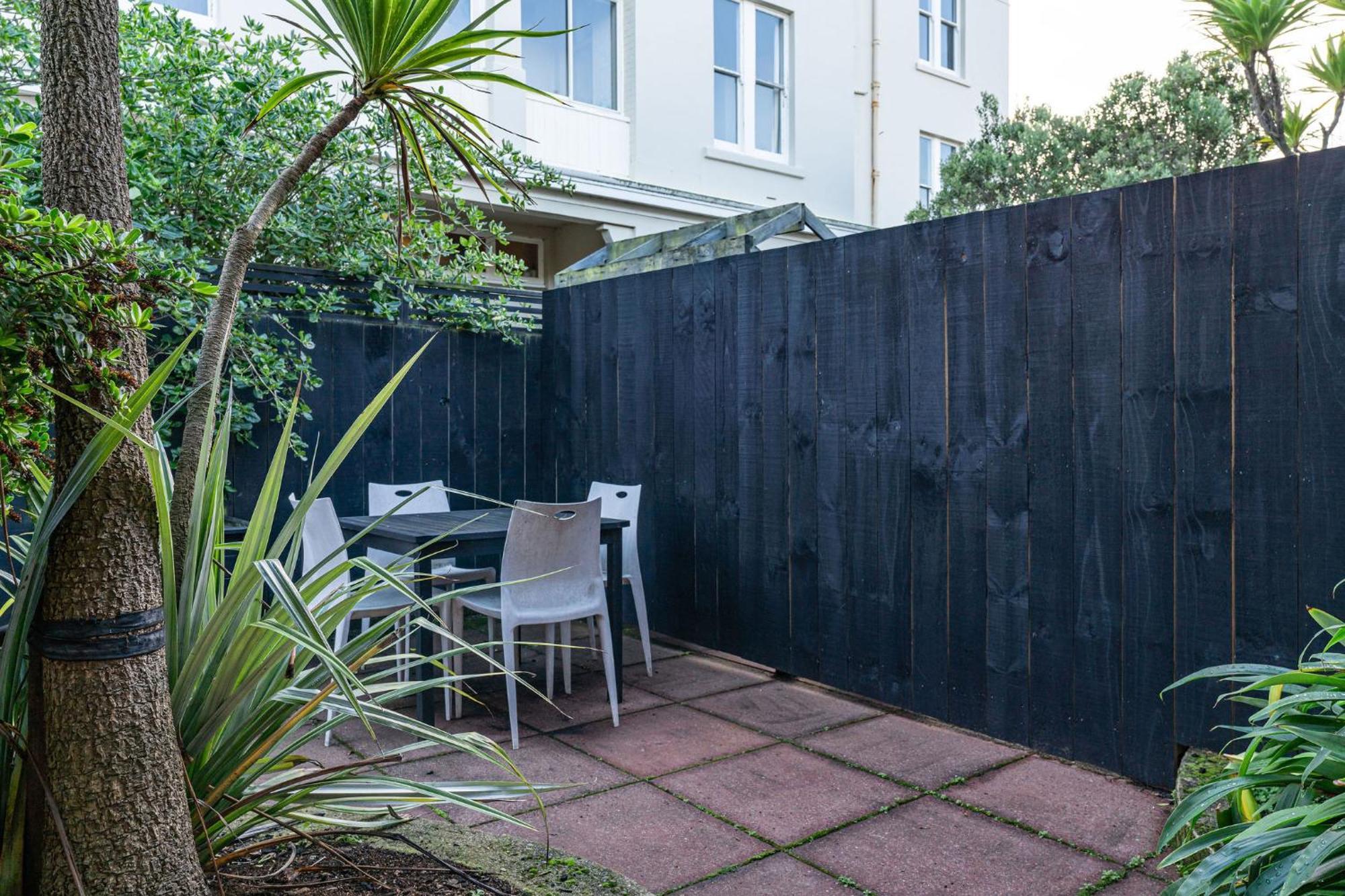 Esplanade Apartments Dunedin Luaran gambar
